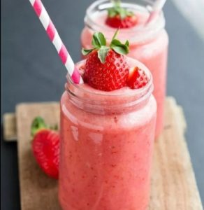 летние охлаждающие рецепты кето напитков и ягод и фруктов